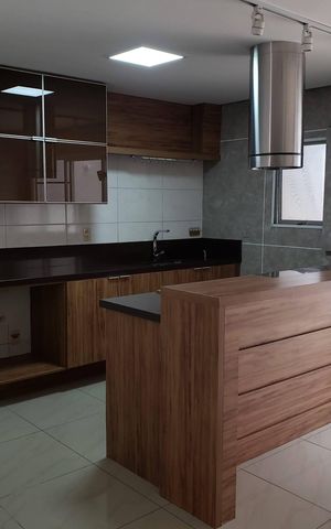 Casa de condomínio à venda com 173m², 4 quartos e 2 vagas Casa de condomínio à venda com 173m², 4 quartos e 2 vagasCozinha