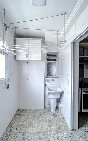Apartamento à venda com 84m², 3 quartos e 2 vagasÁrea de Serviço