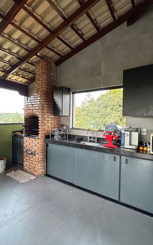Casa à venda com 599m², 3 quartos e 3 vagas