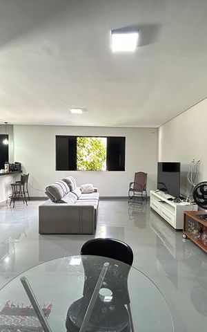 Casa à venda com 599m², 3 quartos e 3 vagas