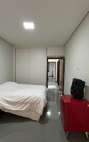 Casa à venda com 599m², 3 quartos e 3 vagas