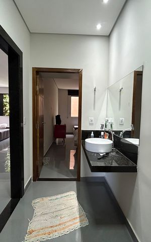 Casa à venda com 599m², 3 quartos e 3 vagas