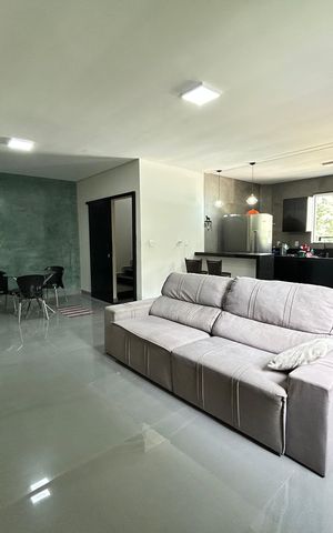 Casa à venda com 599m², 3 quartos e 3 vagas