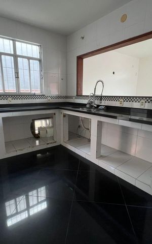 Casa à venda com 300m², 3 quartos e 4 vagasCozinha