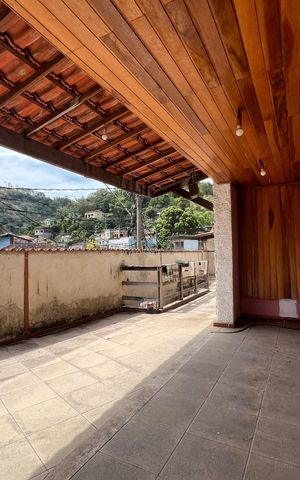 Casa à venda com 300m², 3 quartos e 4 vagasÁrea externa