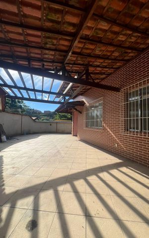 Casa à venda com 300m², 3 quartos e 4 vagasÁrea externa