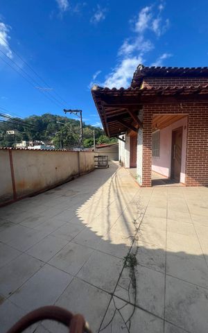 Casa à venda com 300m², 3 quartos e 4 vagasÁrea externa