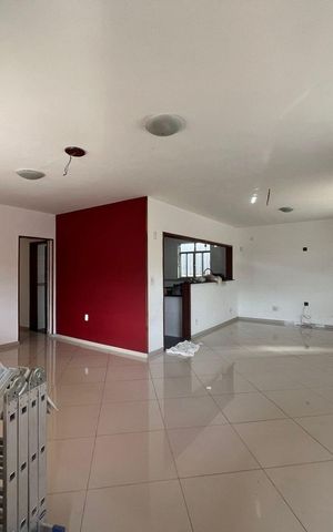 Casa à venda com 300m², 3 quartos e 4 vagasSala