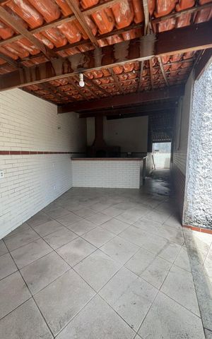 Casa à venda com 300m², 3 quartos e 4 vagasÁrea externa