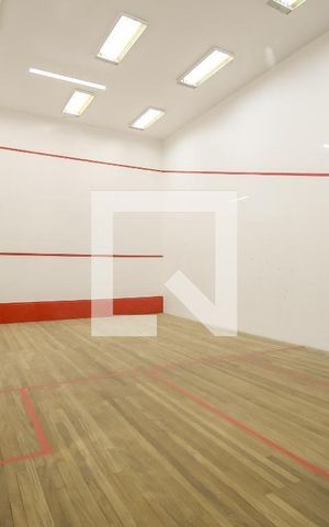 Apartamento à venda com 75m², 1 quarto e 2 vagas Apartamento à venda com 75m², 1 quarto e 2 vagasÁrea Comum