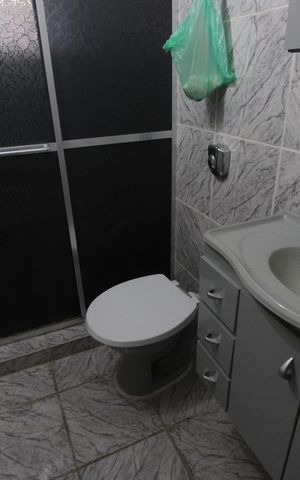 Casa à venda com 1400m², 5 quartos e sem vagaBanheiro 1