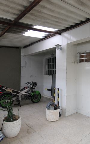 Casa à venda com 1400m², 5 quartos e sem vagaGaragem
