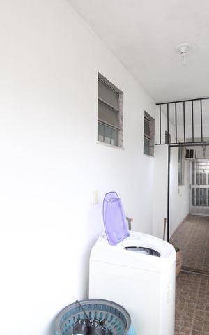 Casa à venda com 1400m², 5 quartos e sem vagaÁrea de serviço 2