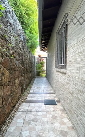 Casa para alugar com 145m², 3 quartos e 2 vagas Casa para alugar com 145m², 3 quartos e 2 vagasQuintal