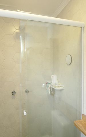 Casa à venda com 127m², 3 quartos e 2 vagasBanheiro da Suíte 2