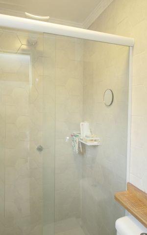 Casa à venda com 127m², 3 quartos e 2 vagasBanheiro da Suíte 2