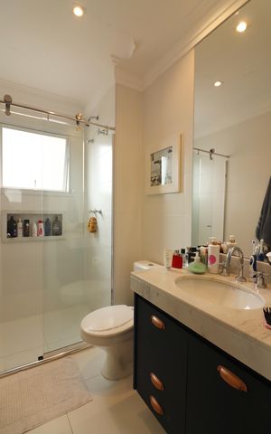 Apartamento para alugar com 96m², 3 quartos e 2 vagasQuarto 1 - Suíte Banheiro 