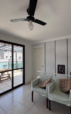 Apartamento à venda com 144m², 3 quartos e 2 vagas Apartamento à venda com 144m², 3 quartos e 2 vagasSala (Segundo Andar)