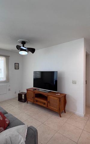 Apartamento à venda com 144m², 3 quartos e 2 vagas Apartamento à venda com 144m², 3 quartos e 2 vagasSala