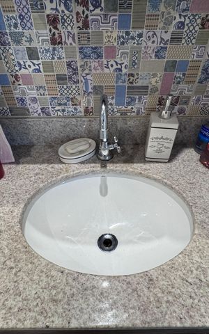 Apartamento à venda com 144m², 3 quartos e 2 vagas Apartamento à venda com 144m², 3 quartos e 2 vagasBanheiro Social