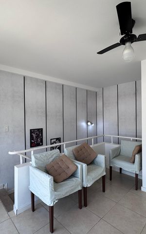 Apartamento à venda com 144m², 3 quartos e 2 vagas Apartamento à venda com 144m², 3 quartos e 2 vagasSala (Segundo Andar)