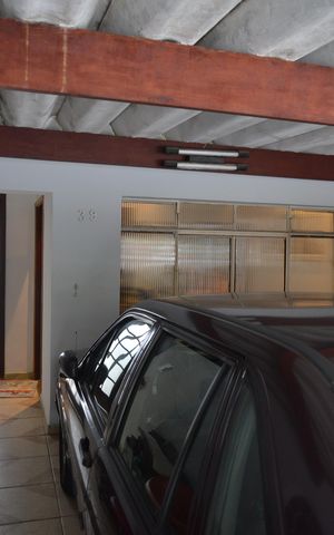 Casa à venda com 105m², 2 quartos e 2 vagasGaragem
