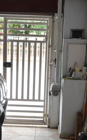 Casa à venda com 105m², 2 quartos e 2 vagasGaragem