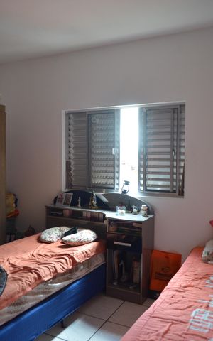 Casa à venda com 105m², 2 quartos e 2 vagasQuarto 2
