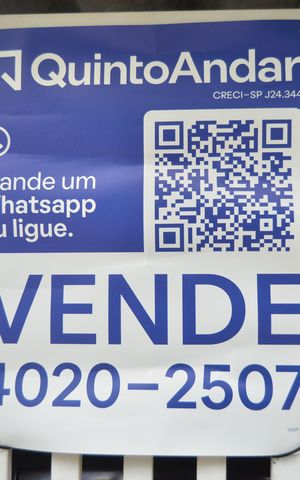 Casa à venda com 105m², 2 quartos e 2 vagasPlaca