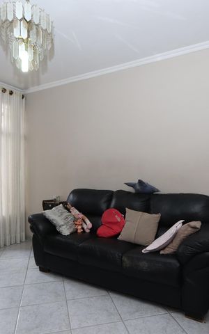 Casa à venda com 207m², 3 quartos e 5 vagasSala