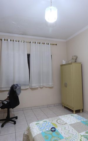 Casa à venda com 207m², 3 quartos e 5 vagasQuarto 2