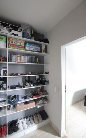 Casa à venda com 525m², 6 quartos e 5 vagasCasa 1 | Closet da Suite 2