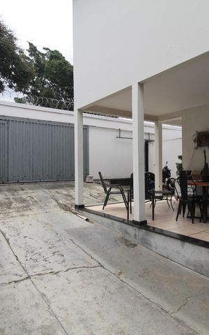 Casa à venda com 525m², 6 quartos e 5 vagasCasa 2 | Garagem