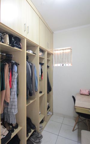 Casa à venda com 525m², 6 quartos e 5 vagasCasa 2 | Closet da Suite 1