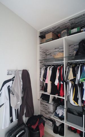 Casa à venda com 525m², 6 quartos e 5 vagasCasa 1 | Closet da Suite 2