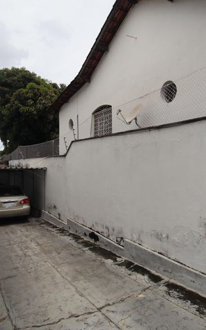Casa à venda com 525m², 6 quartos e 5 vagasCasa 2 | Garagem