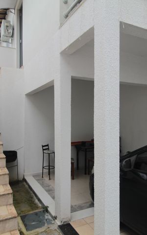 Casa à venda com 525m², 6 quartos e 5 vagasCasa 1 | Garagem