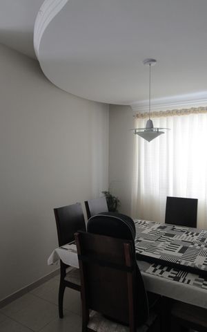 Casa à venda com 525m², 6 quartos e 5 vagasCasa 2 | Sala