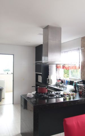 Casa à venda com 525m², 6 quartos e 5 vagasCasa 1 | Cozinha