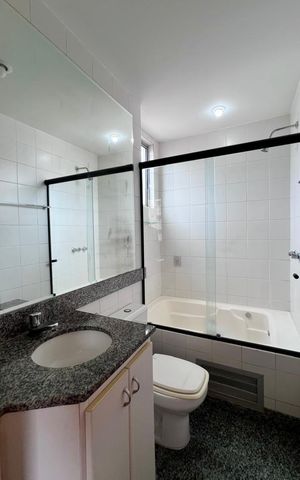 Apartamento à venda com 64m², 2 quartos e 2 vagasbanho