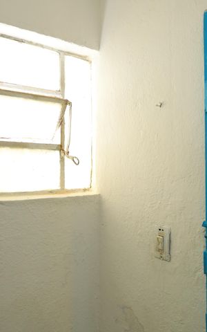 Casa à venda com 250m², 2 quartos e 5 vagasSalão de confraternização - Banheiro
