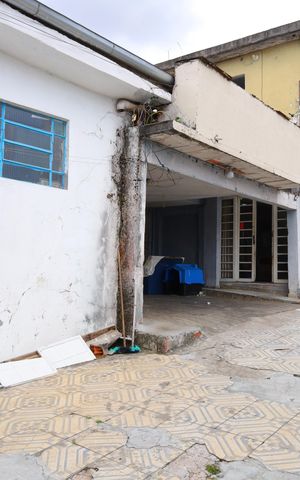 Casa à venda com 250m², 2 quartos e 5 vagasQuintal