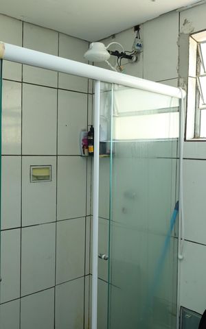 Casa à venda com 250m², 2 quartos e 5 vagasBanheiro 1