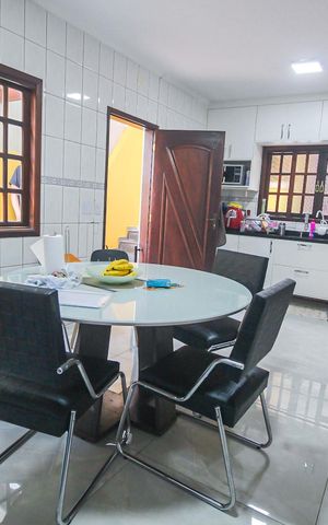 Casa à venda com 126m², 3 quartos e 3 vagasCozinha
