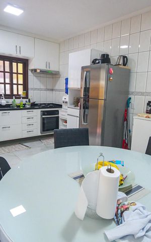 Casa à venda com 126m², 3 quartos e 3 vagasCozinha