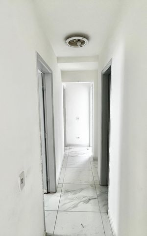 Apartamento para alugar com 70m², 3 quartos e 1 vaga Apartamento para alugar com 70m², 3 quartos e 1 vagaCorredor