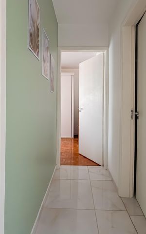 Apartamento à venda com 70m², 2 quartos e 1 vaga Apartamento à venda com 70m², 2 quartos e 1 vagaCorredor