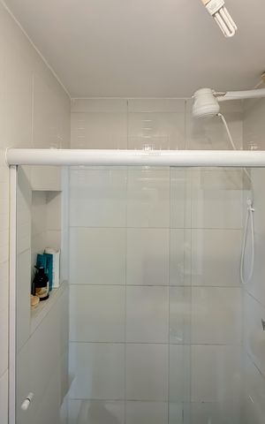 Apartamento à venda com 70m², 2 quartos e 1 vaga Apartamento à venda com 70m², 2 quartos e 1 vagaBanheiro da Suíte