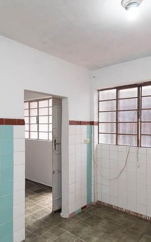 Casa à venda com 180m², 3 quartos e 2 vagas Casa à venda com 180m², 3 quartos e 2 vagasCozinha 1