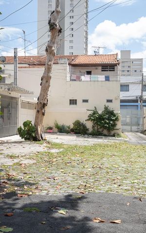 Casa à venda com 105m², 2 quartos e 1 vaga